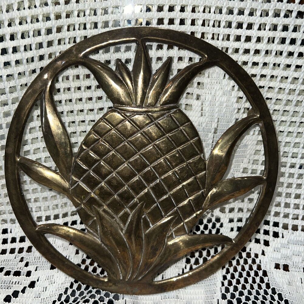 Pineapple Trivet Solid Brass 7” Dia VINTAGE!! Kitchen Decor Or Wall Hanging